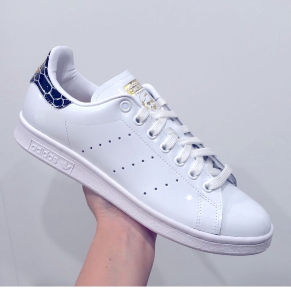 ADIDAS ORIGINALS STAN SMITH TRANERS - Picture 1 of 10